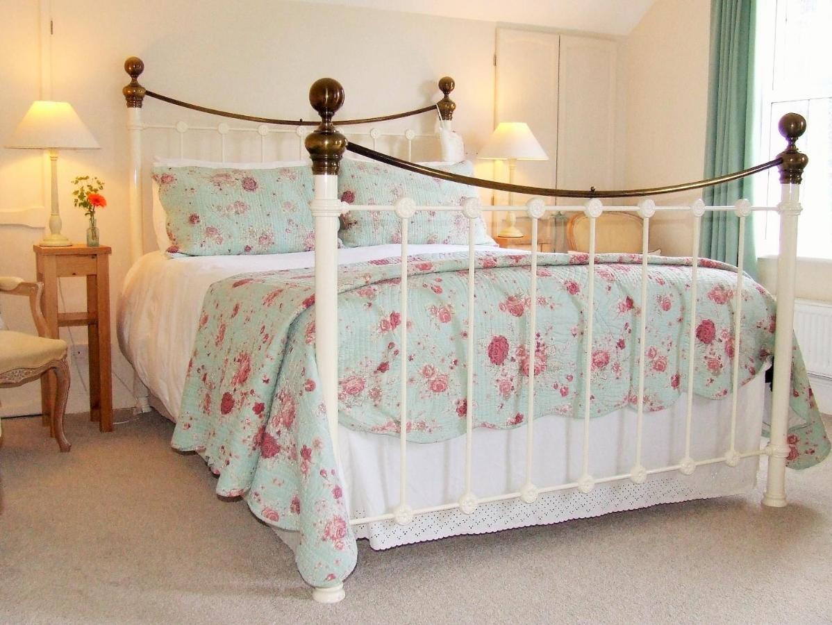 Lobhill Farmhouse Bed And Breakfast And Self Catering Accommodation Okehampton Bagian luar foto
