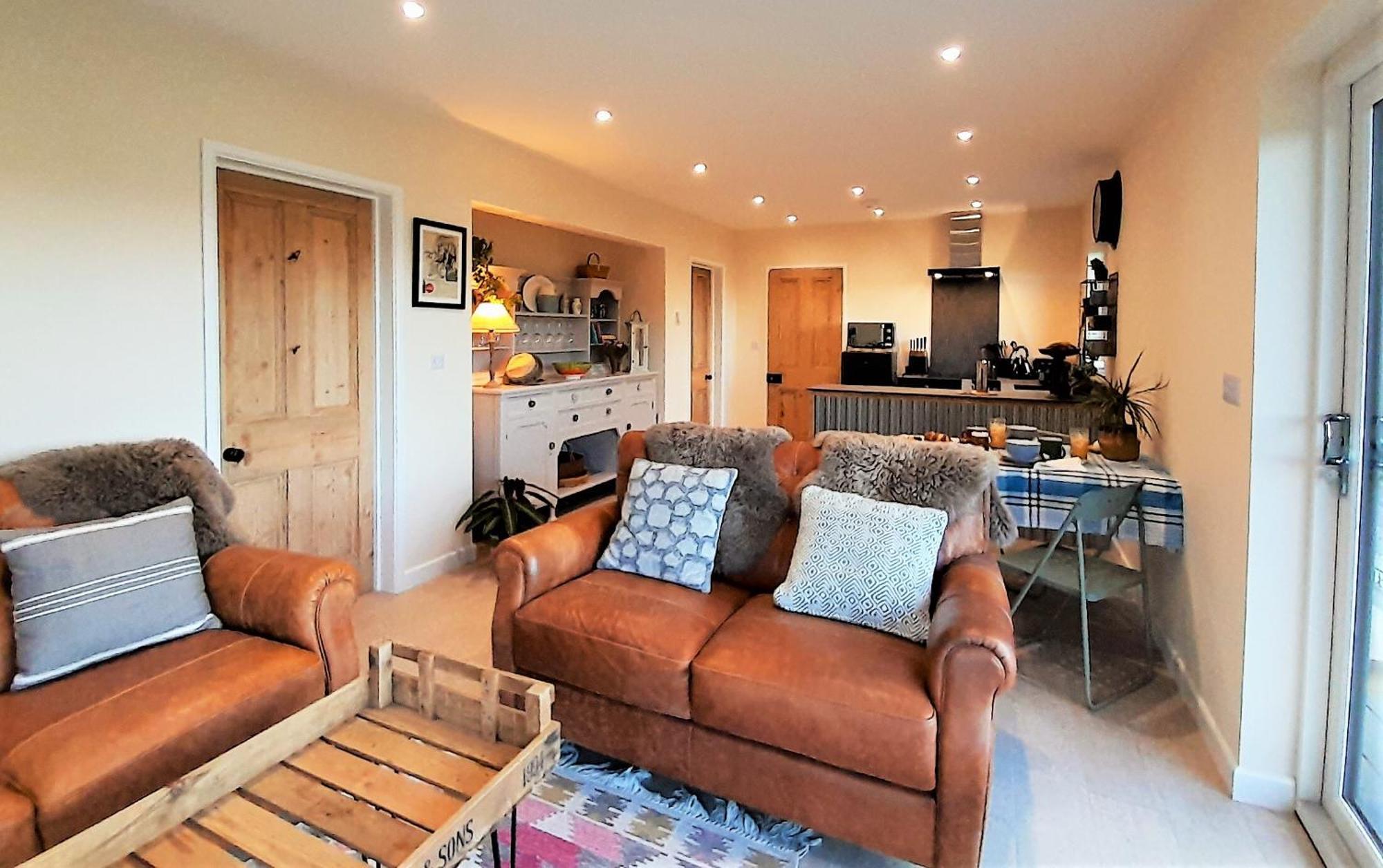 Lobhill Farmhouse Bed And Breakfast And Self Catering Accommodation Okehampton Ruang foto